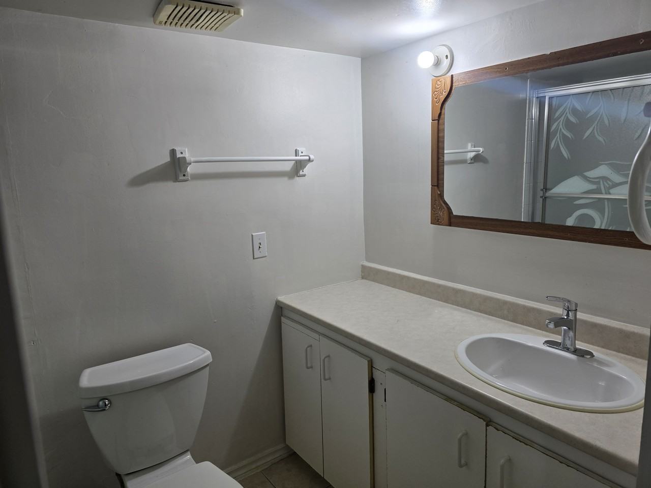 24 Falaise Road #LWR - Photo 6 of 13