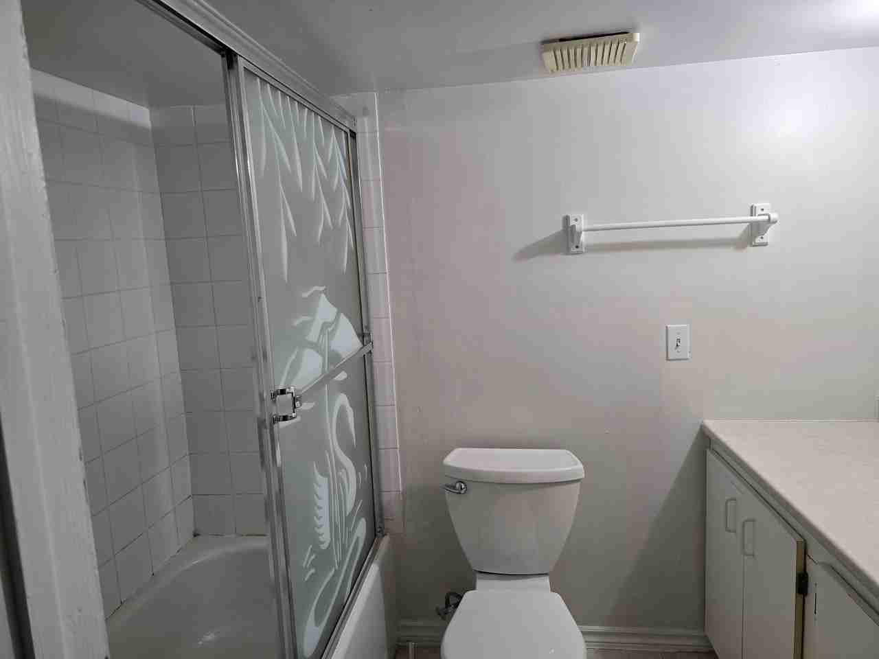 24 Falaise Road #LWR - Photo 7 of 13