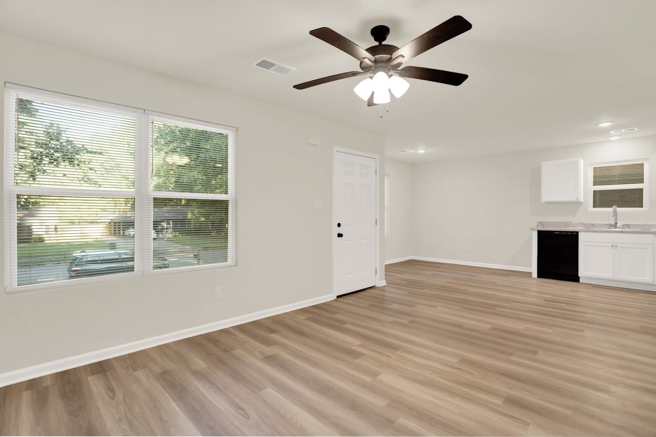 4443 Suncrest Dr #1 - Photo 5 of 18