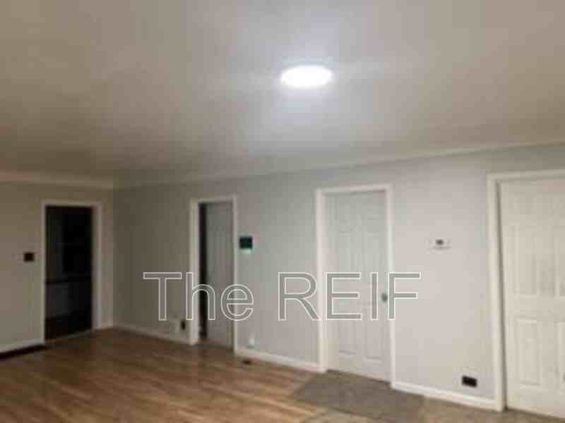 1553 Illinois Ave - Photo 6 of 30