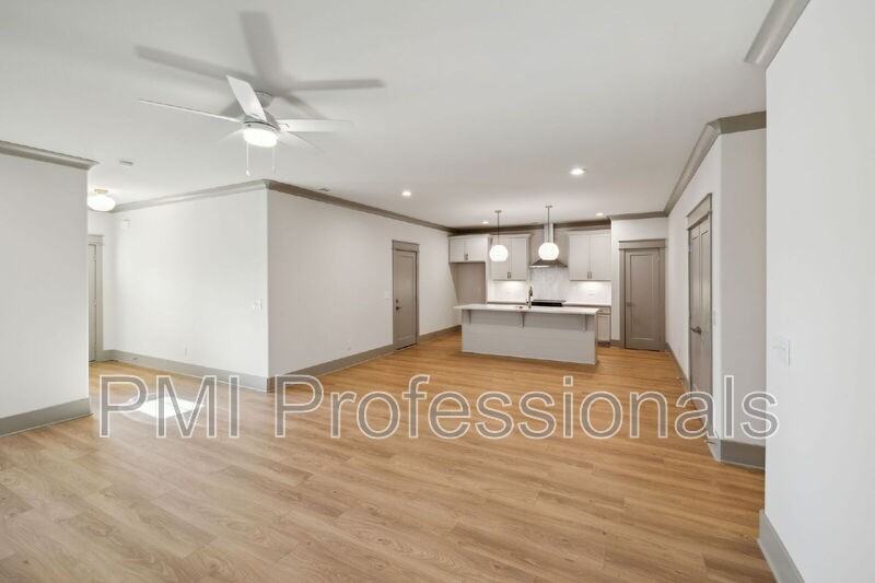 3407 John Richards Dr - Photo 3 of 28