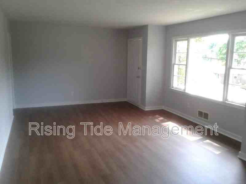 2817 3rd St Nw - Photo 5 of 8