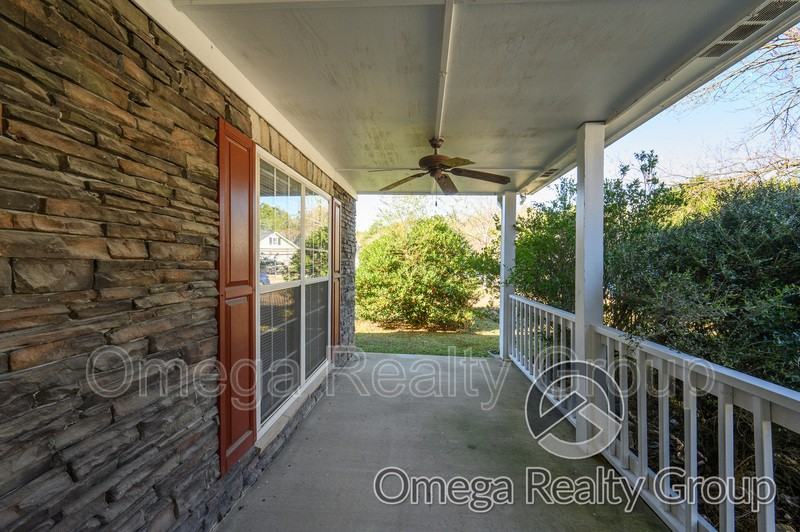 636 Meriweather Dr - Photo 5 of 39