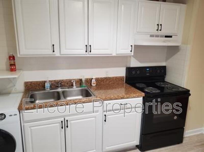 402 Shaw St - Photo 2 of 14