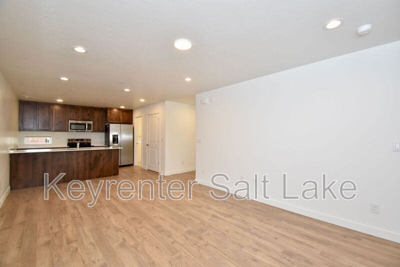 1590 Southwest #302 - Photo 7 of 22