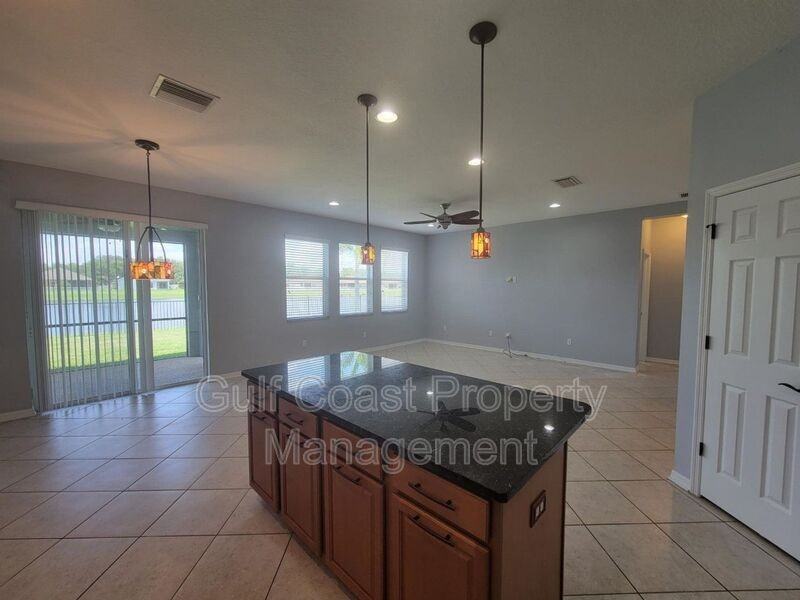 11306 80th St E - Photo 3 of 22