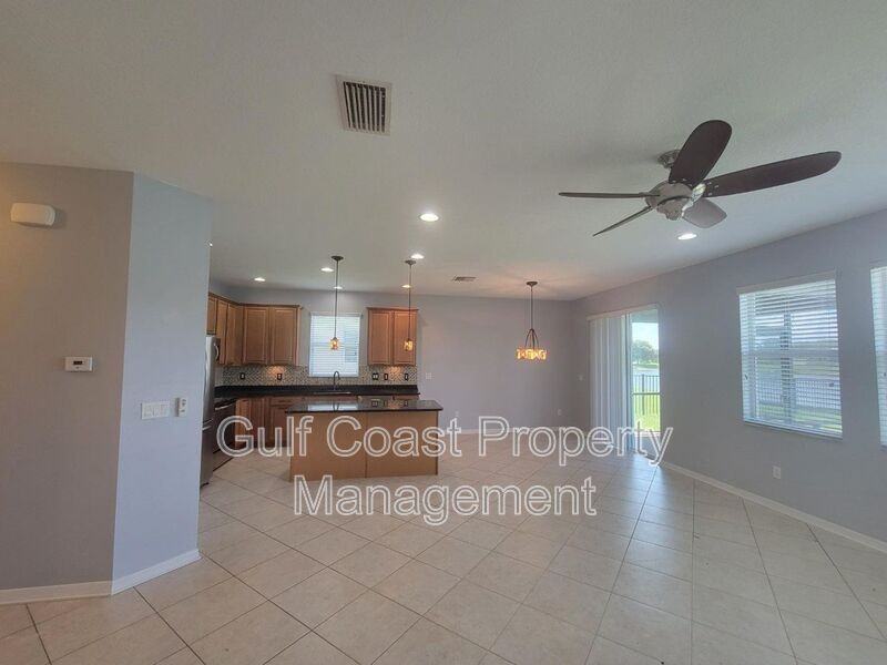 11306 80th St E - Photo 5 of 22