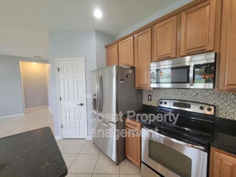 11306 80th St E - Photo 6 of 22