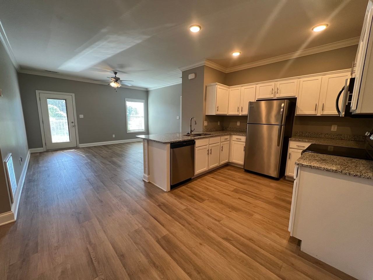 113 Middle Bridge Stub Road - Photo 3 of 24