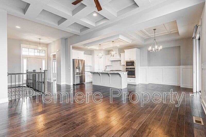 21470 W 116th Pl - Photo 2 of 23