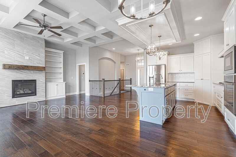 21470 W 116th Pl - Photo 3 of 23