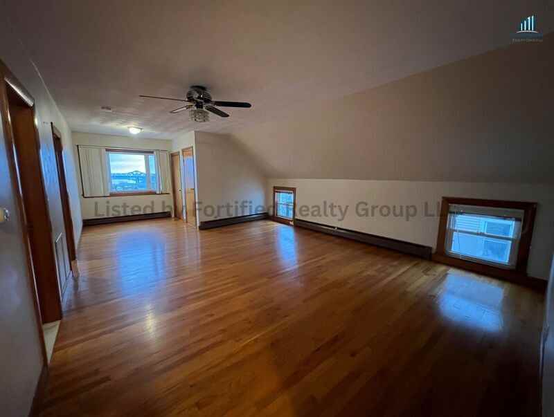 455 Middle St #3 - Photo 7 of 19