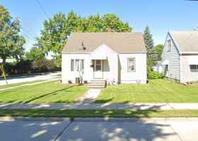 featured image of 452 Bellevue St