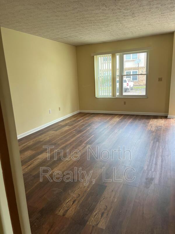 3093 Jackielane Dr - Photo 3 of 6