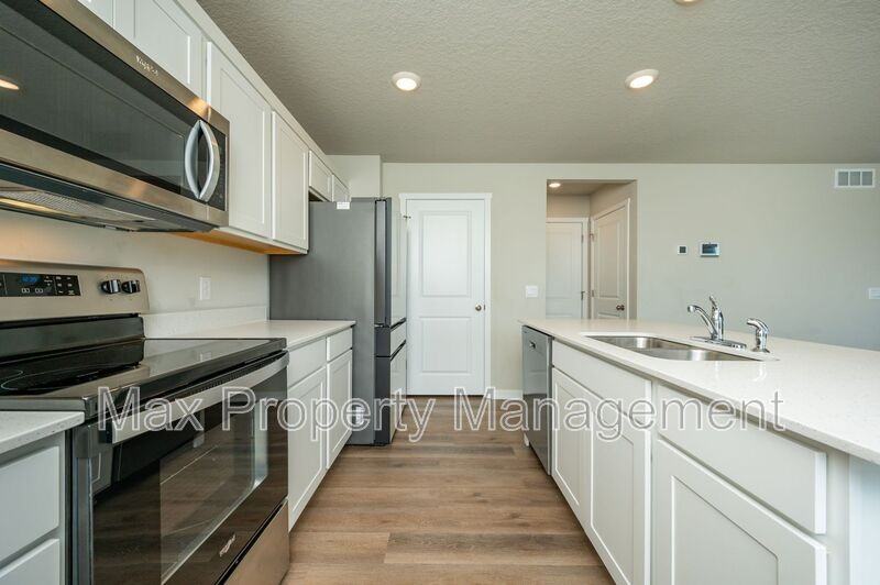 4308 Ne 15th St - Photo 7 of 19