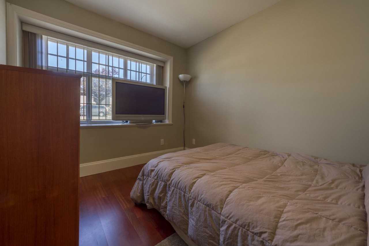 1536 East 60th Avenue #1536 - Photo 4 of 6
