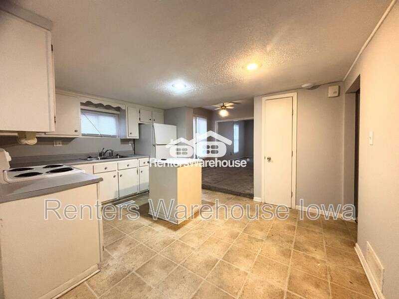 409 2nd St - Photo 7 of 15