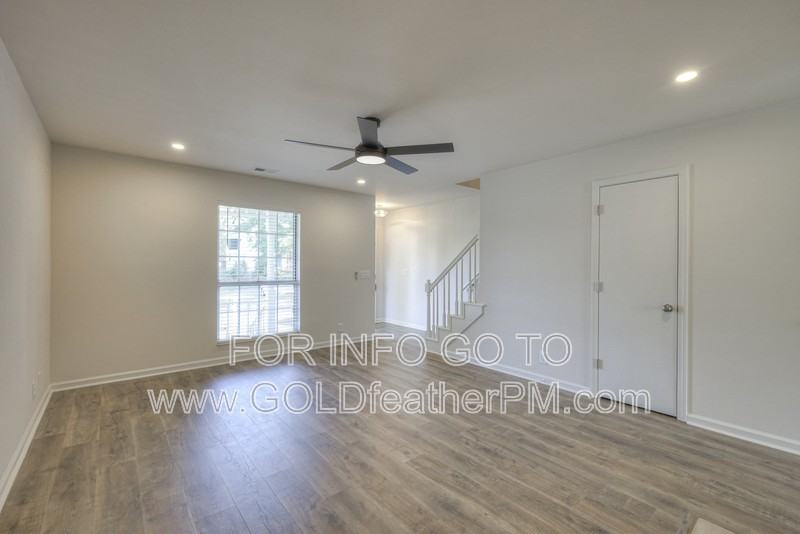 112 Champney Ct - Photo 6 of 30