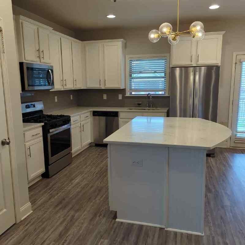 7608 Graydon St Nw - Photo 5 of 21