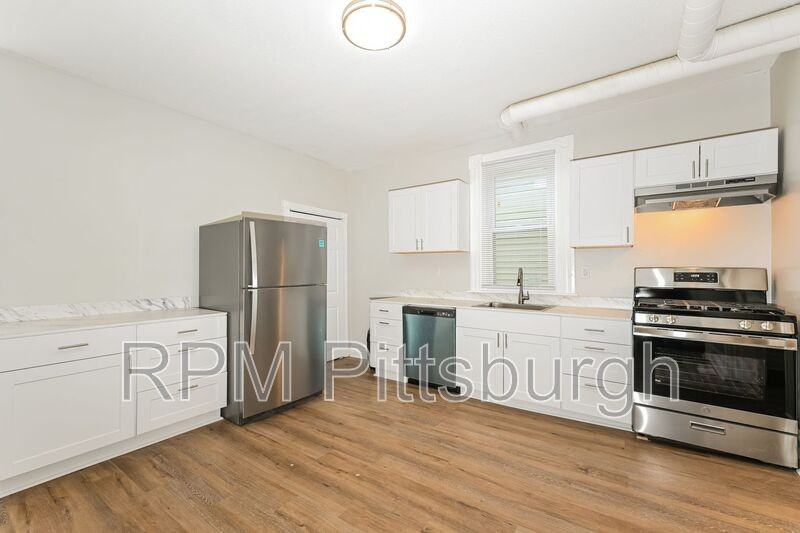 4 Kuhn St - Photo 2 of 16