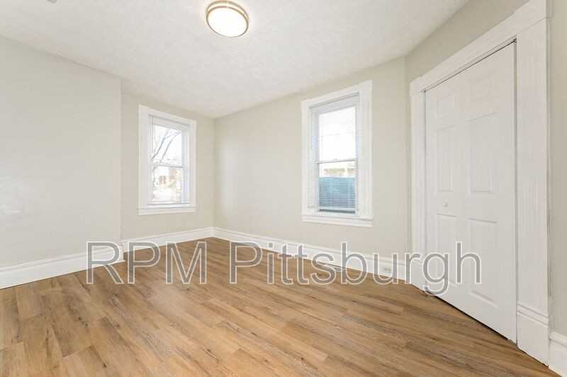 4 Kuhn St - Photo 6 of 16