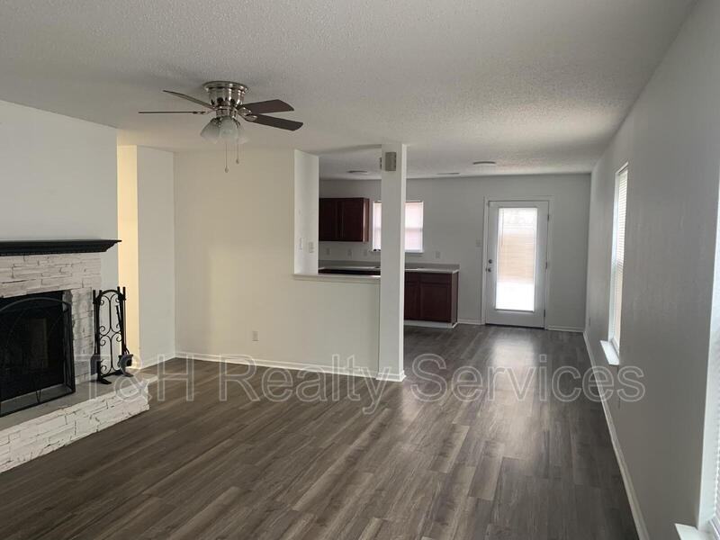 11821 Wapiti Way - Photo 3 of 14