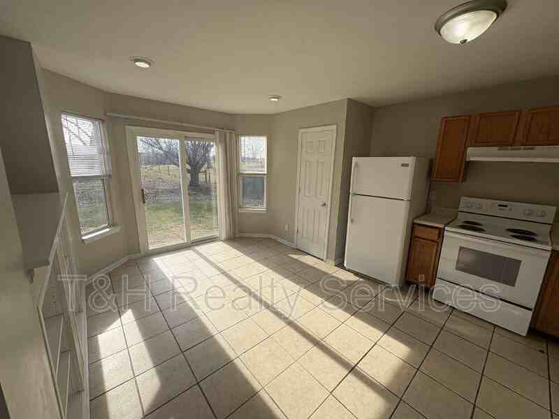 6535 Glory Maple Ln - Photo 6 of 23