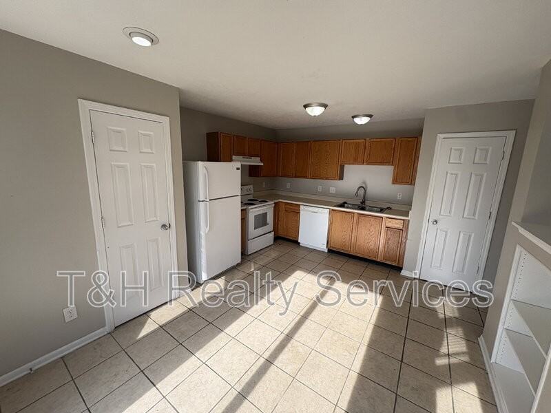 6535 Glory Maple Ln - Photo 7 of 23