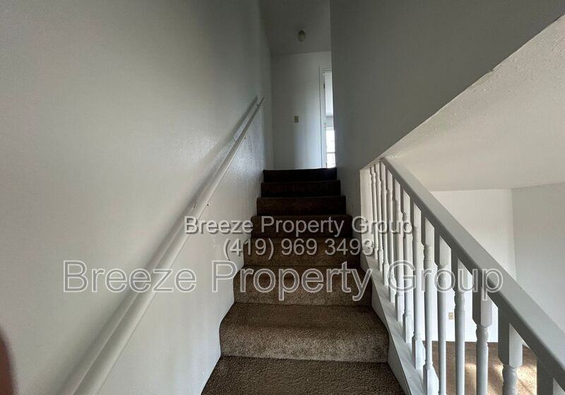 631 Hope St - Photo 4 of 11