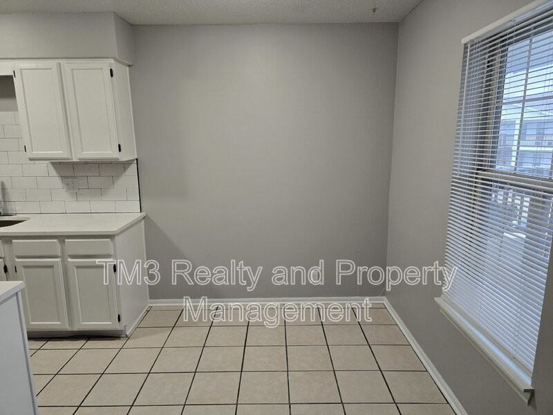 1602 E Kansas City Rd #5 - Photo 4 of 22