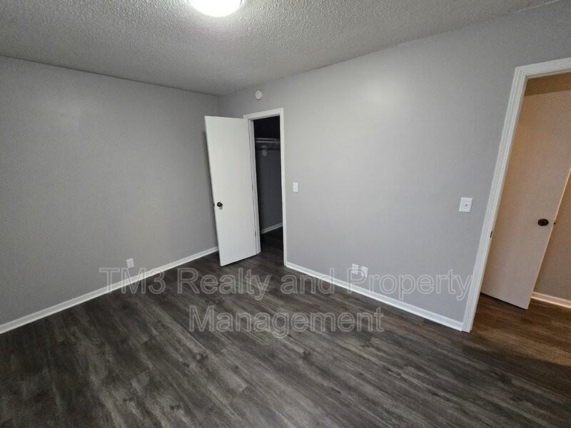 1602 E Kansas City Rd #5 - Photo 7 of 22