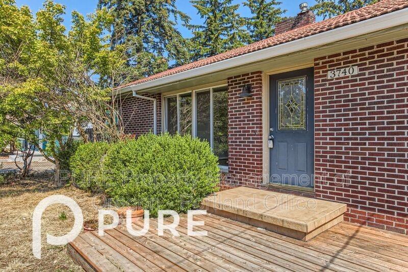 3740 Se 134th Ave - Photo 3 of 47