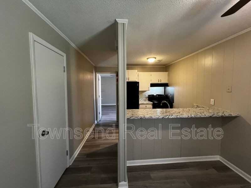 5874 - Photo 2 of 18