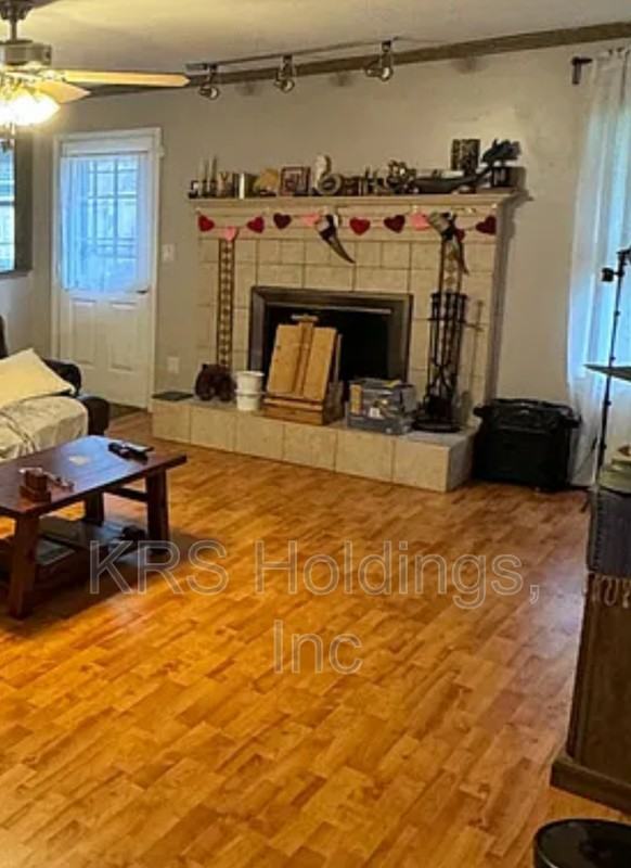 4712 Thresher Ct - Photo 5 of 10