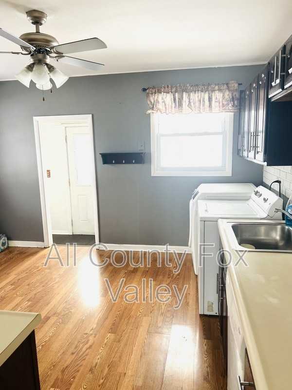 2307 Park St - Photo 7 of 9