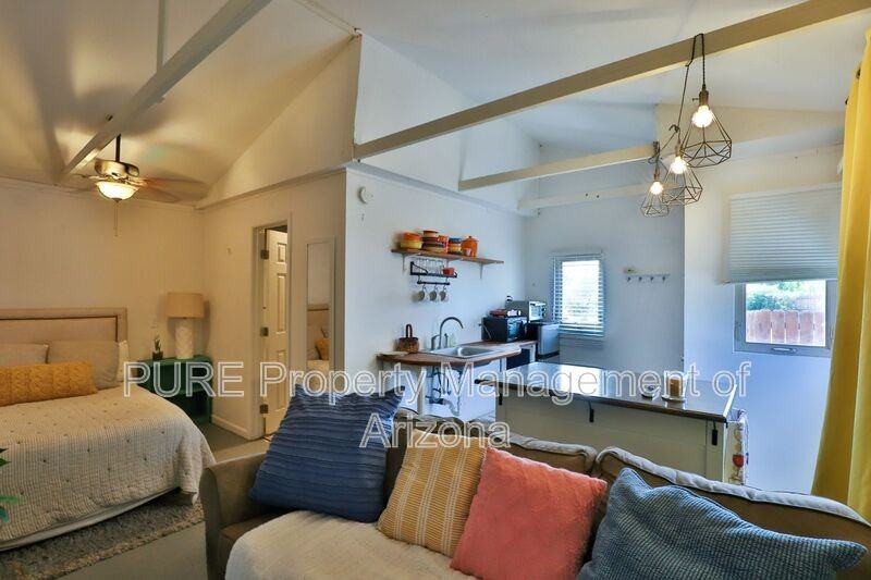 2925 N 15th Dr - Photo 4 of 8