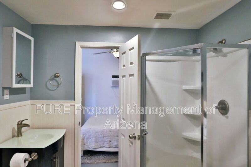 2925 N 15th Dr - Photo 6 of 8