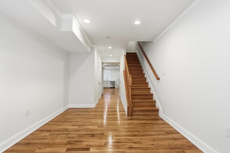 2210 Cambridge St - Photo 2 of 23