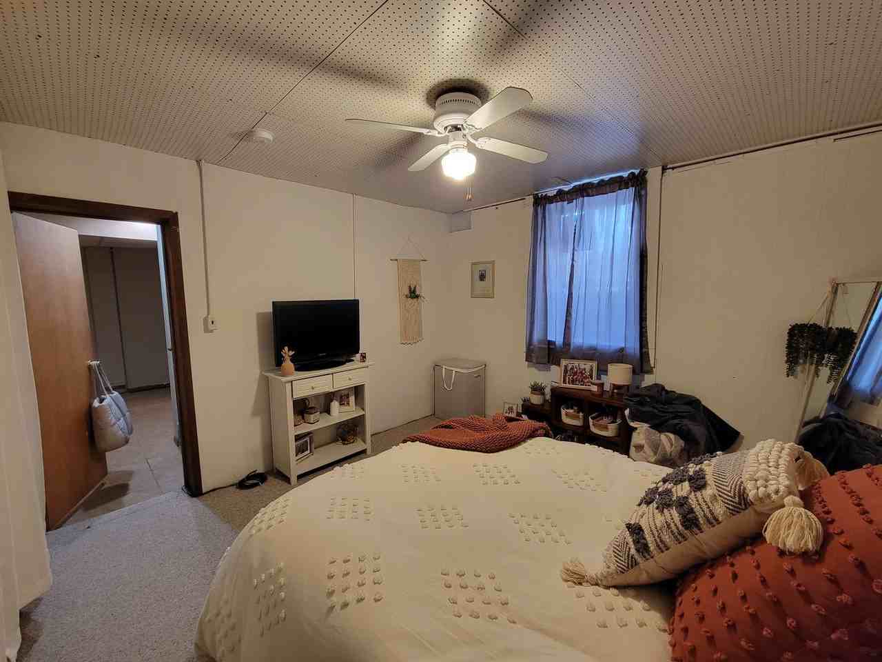 Seerley Blvd 604 - Photo 3 of 50