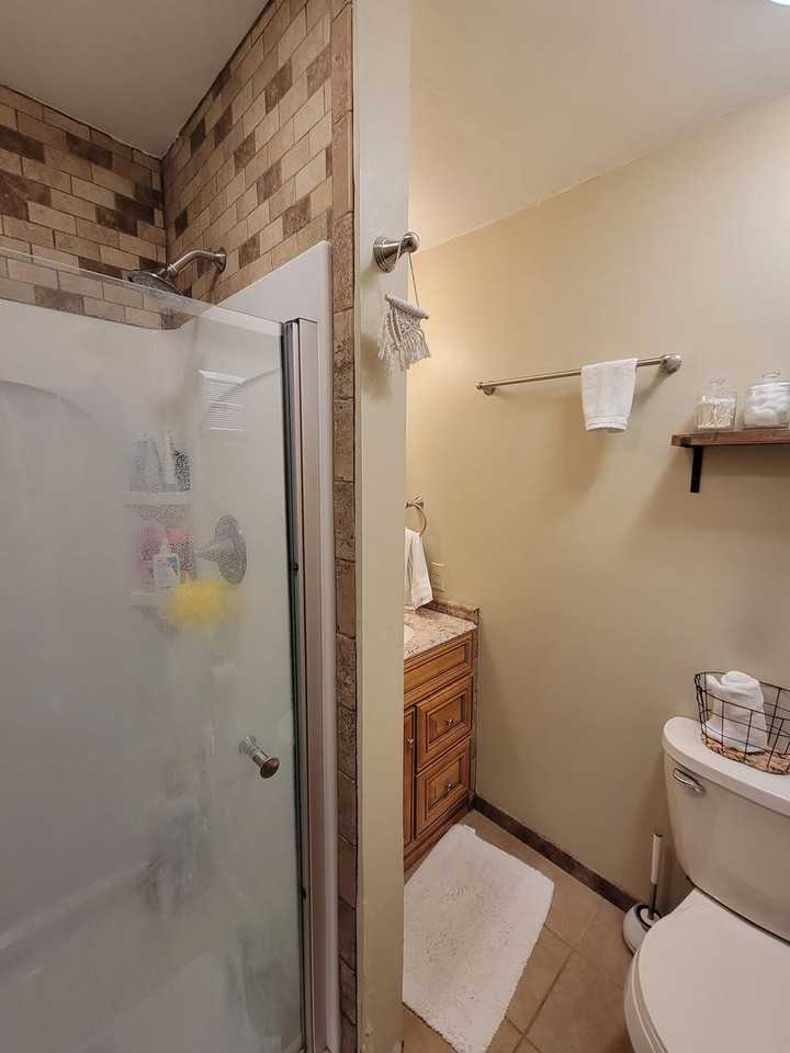 Seerley Blvd 604 - Photo 4 of 50