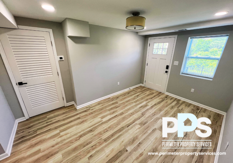 605 Paines Ave Nw #B5 - Photo 2 of 11