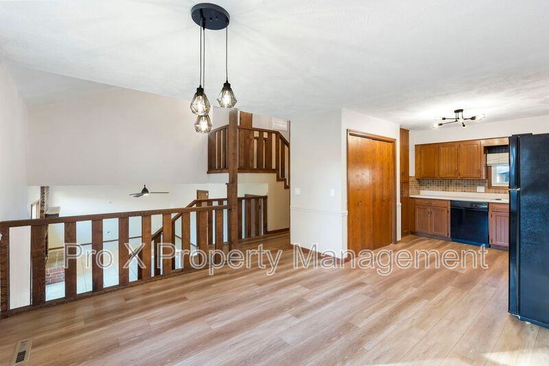 4536 S Crescent Ave - Photo 4 of 28