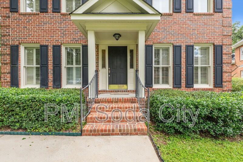 10 Old Woodlands Ct - Photo 3 of 37