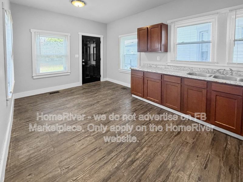 4145 W Broadway - Photo 4 of 21