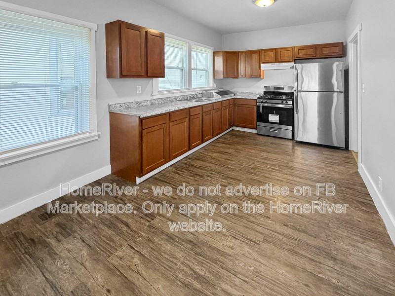 4145 W Broadway - Photo 5 of 21