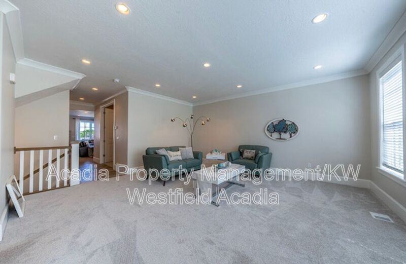 3713 Ne - Photo 2 of 50