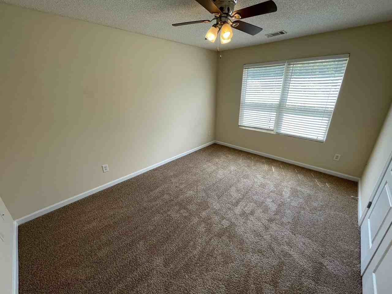 224 Fern Ridge Ct - Photo 4 of 16