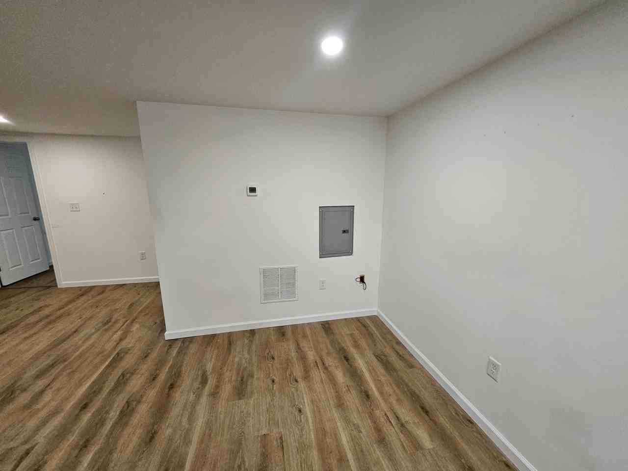 410 Main Street - Photo 5 of 10