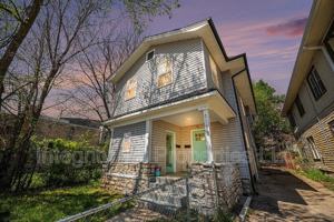 featured image of 1116 E 45th St #B