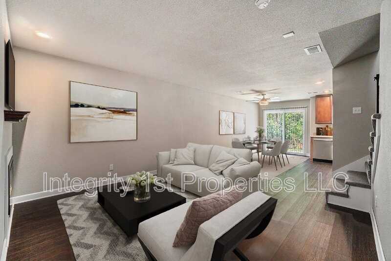 6313 Ne 44th St - Photo 5 of 26